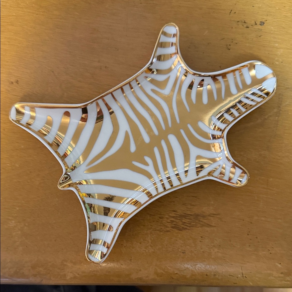 Jonathan Adler Trinket Dish, White & Gold Zebra, Safari Thrme, EUC